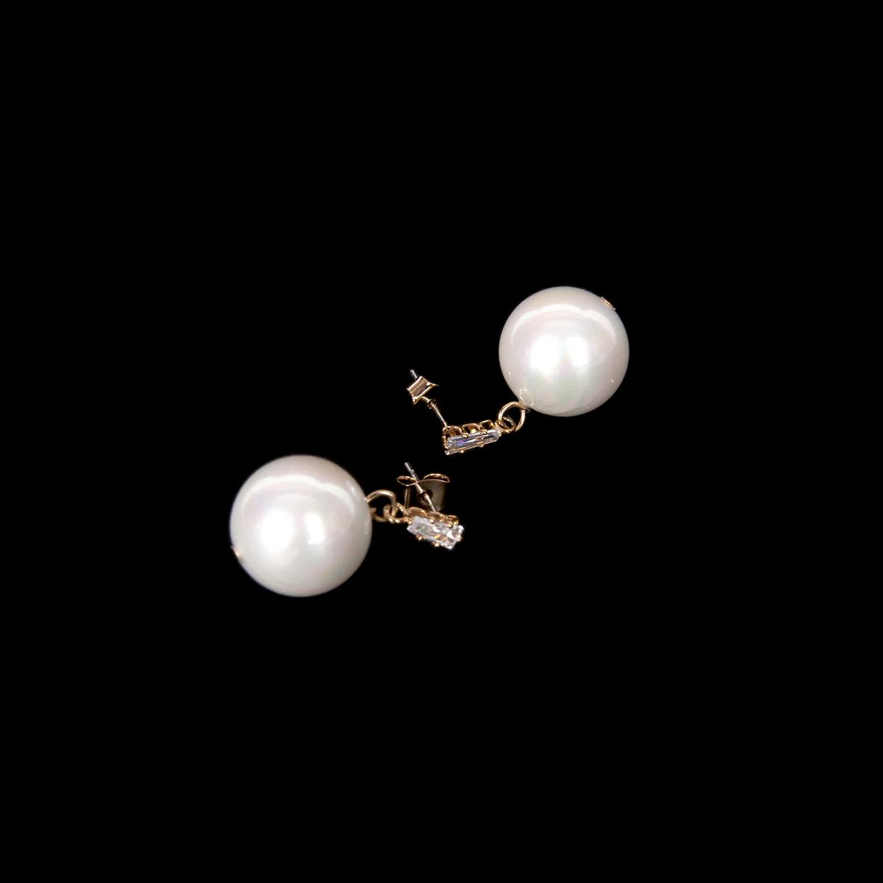 AJ-6106 Earrings - Image 2