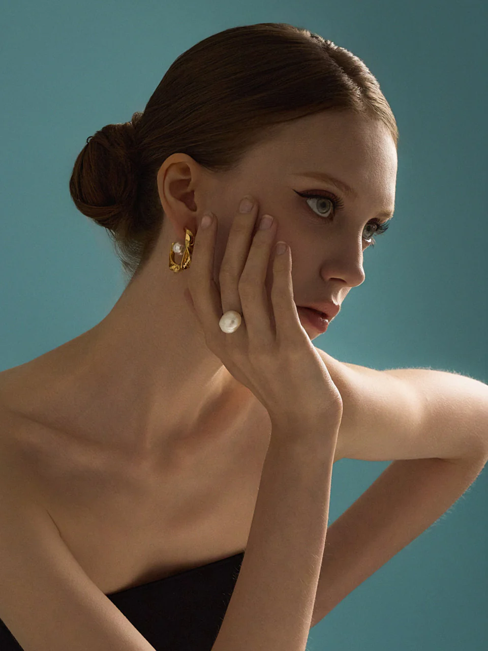 AJ-6216 Earrings