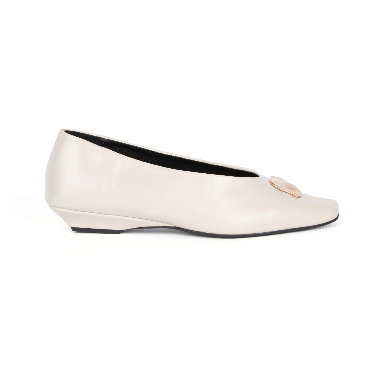AR-3358 Gold Pointed Flat Shoes - Image 2