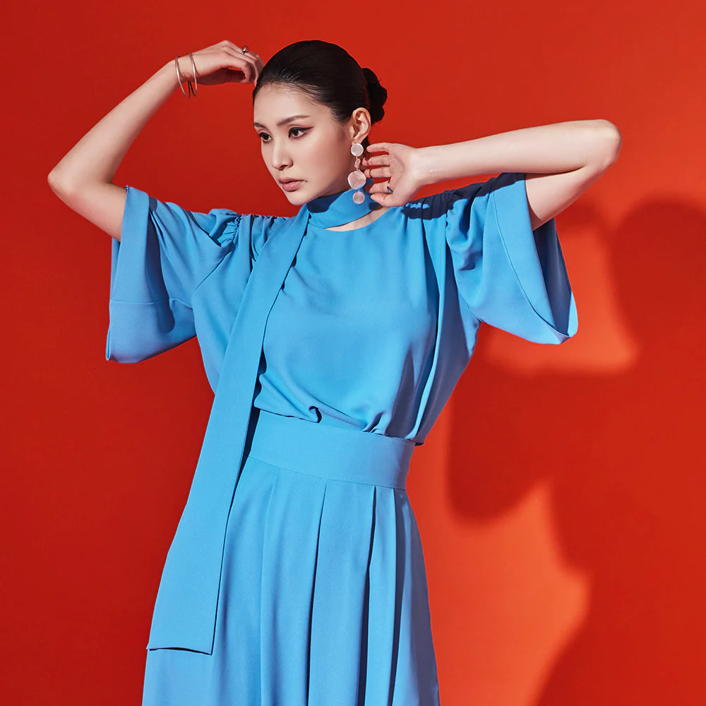 B2822 Scarf Blouse Set - Image 2