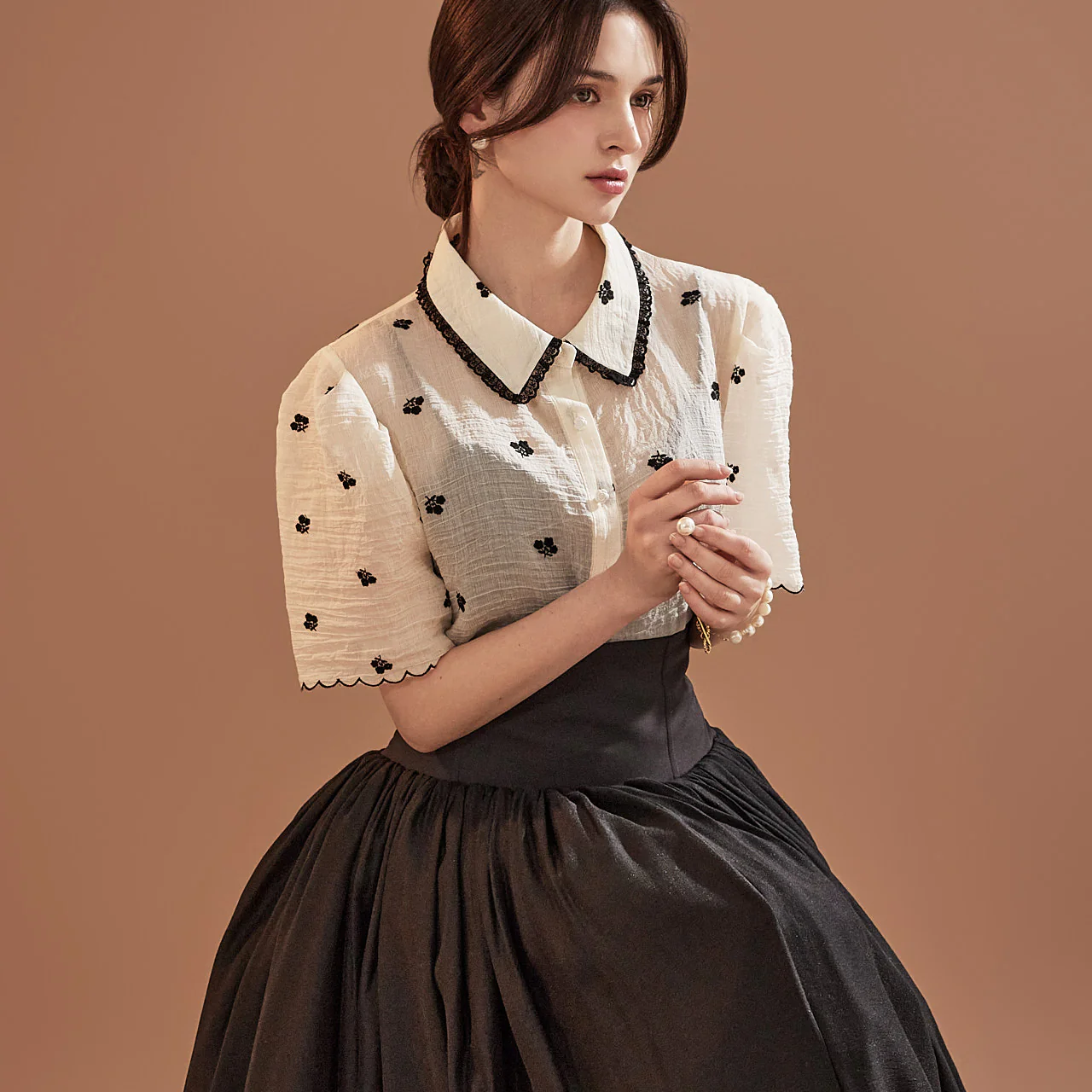 B2936 Flower Blouse - Image 2