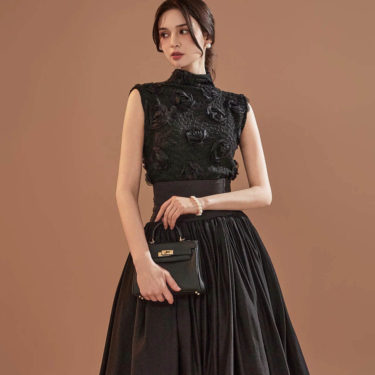 B2937 Rose Blouse - Image 2