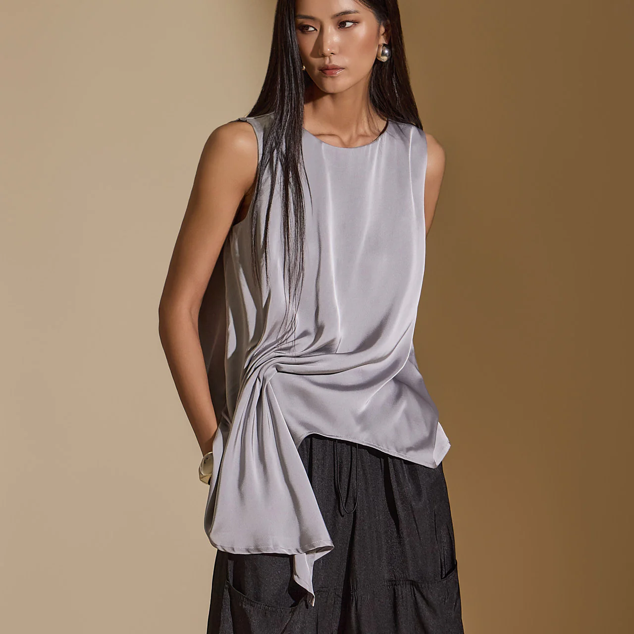 B2983 Shirring Pintuck Blouse - Image 2