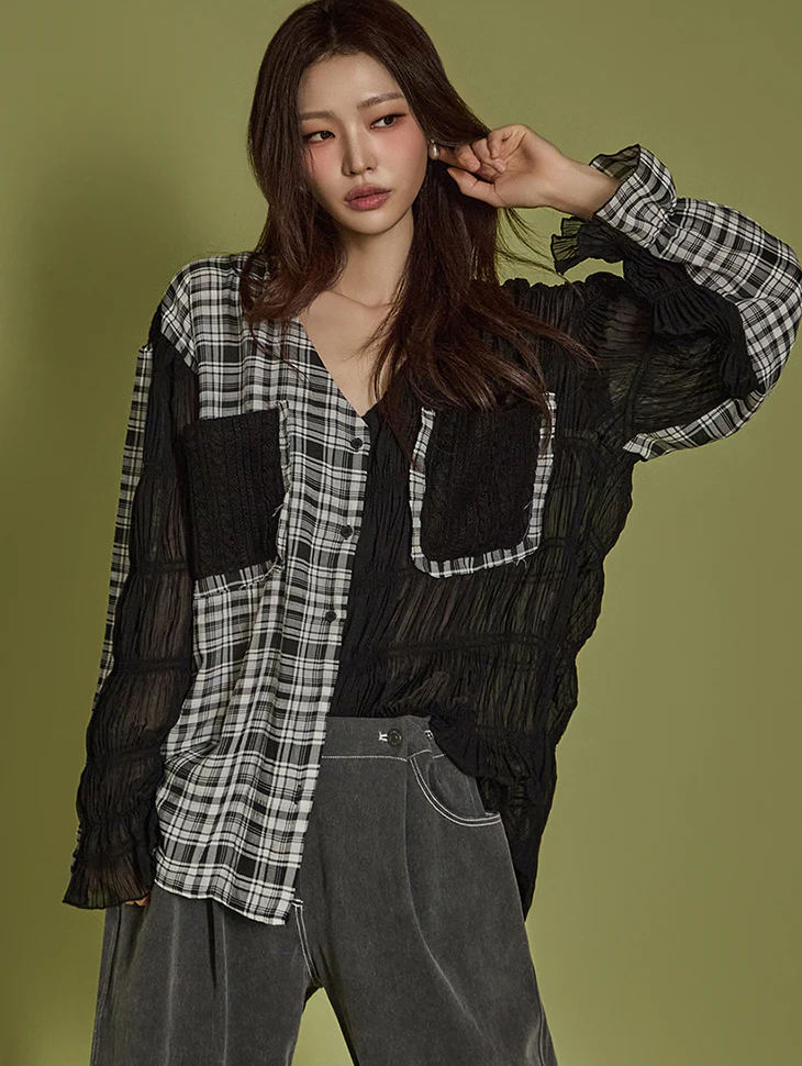B3015 Plaid Knit Blouse