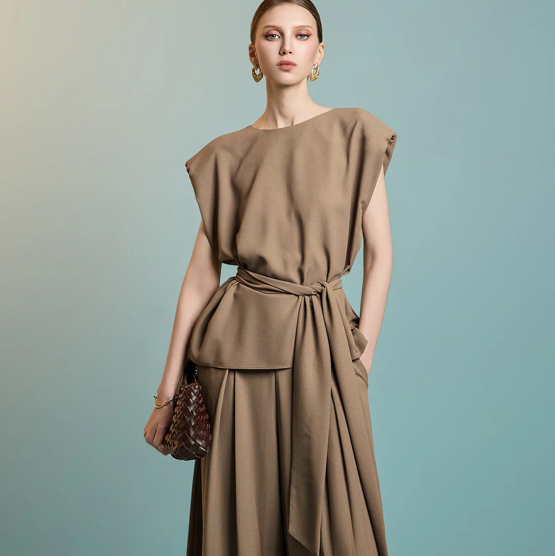B3094 Sleeveless Blouse with Strap - Image 2