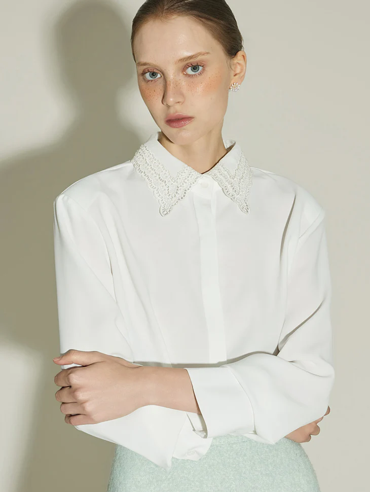 B3148 Lace Blouse