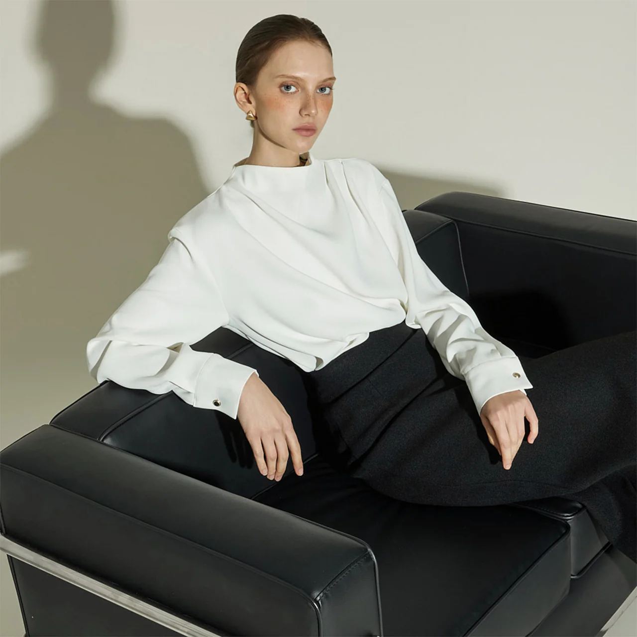 B3149 High-Neck Blouse - Image 2