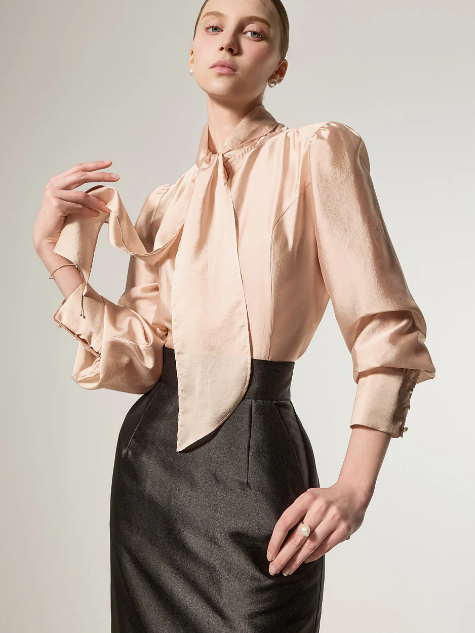 B3182 Scarf Blouse