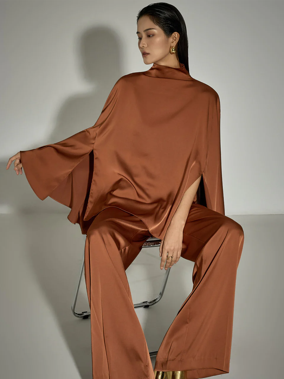 B9190 Cape Blouse