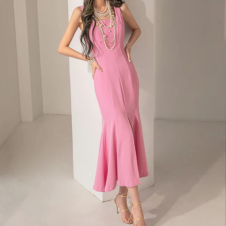 D4495 Sleeveless Mermaid Midi Dress - Image 2