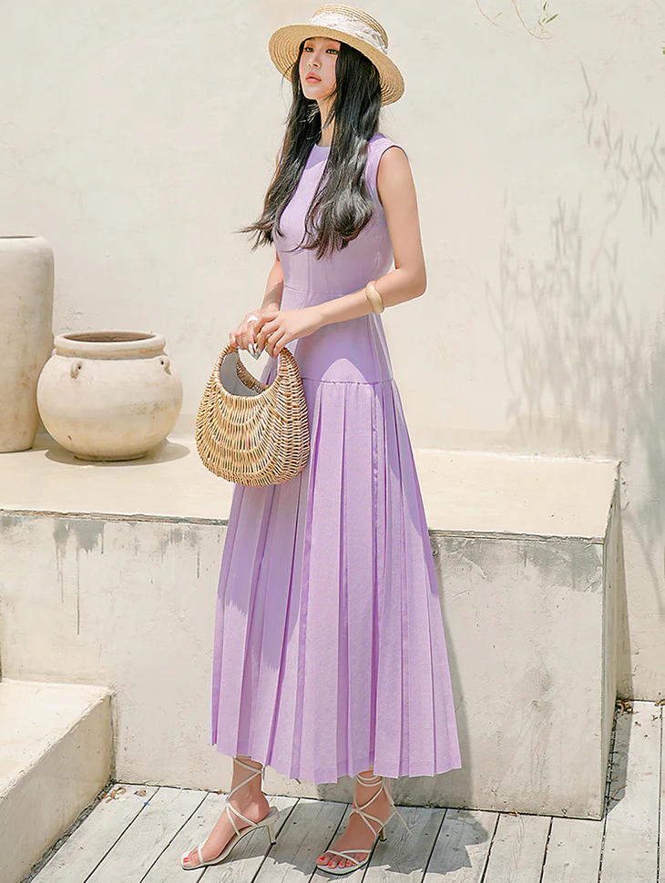 D4515 Pleated Dress