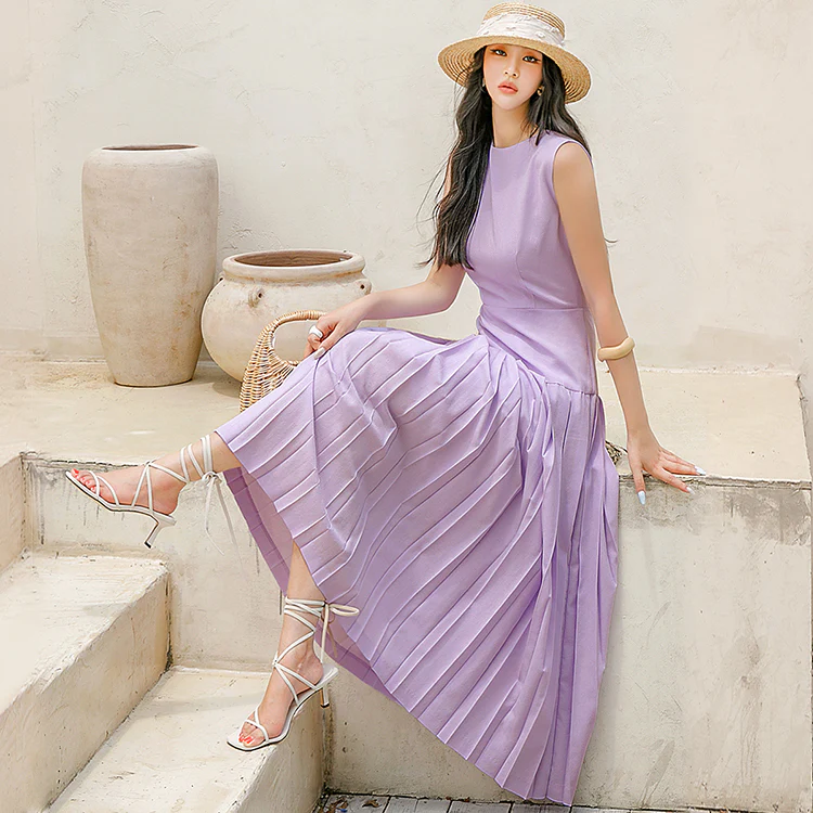 D4515 Pleated Dress - Image 2