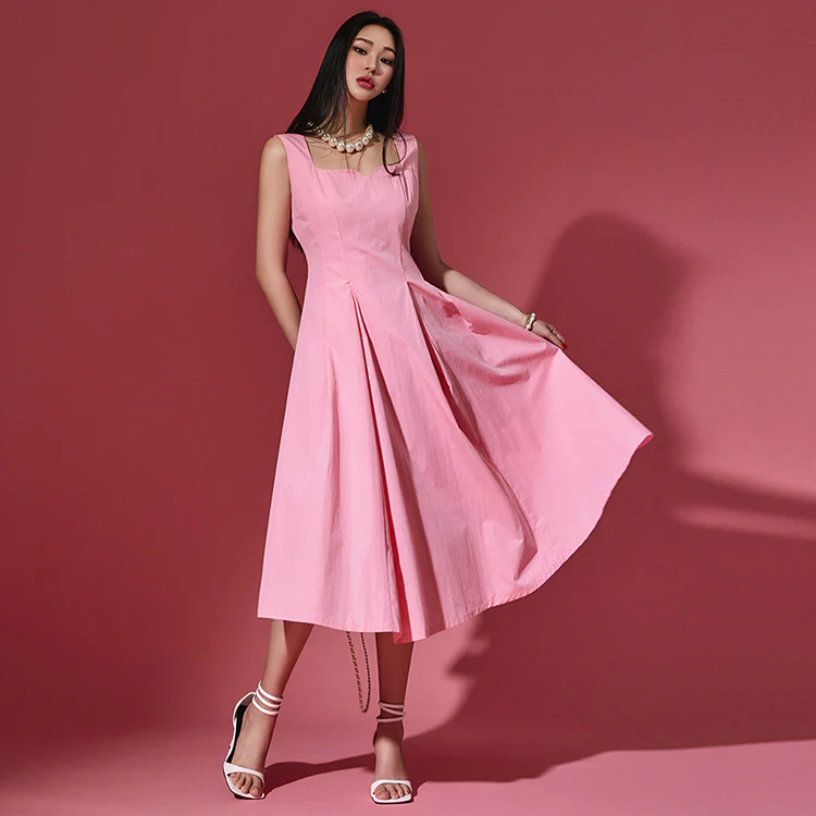 D4662 Pintuck Sleeveless Flare Midi Dress - Image 2