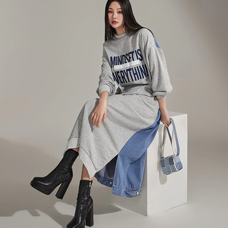 D4904 Lettering Back Denim Long Dress - Image 2