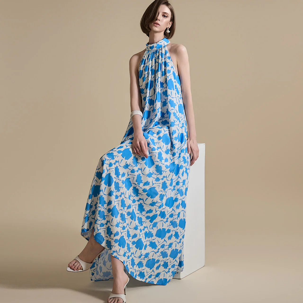 D5020 Halter Neck Dress - Image 2