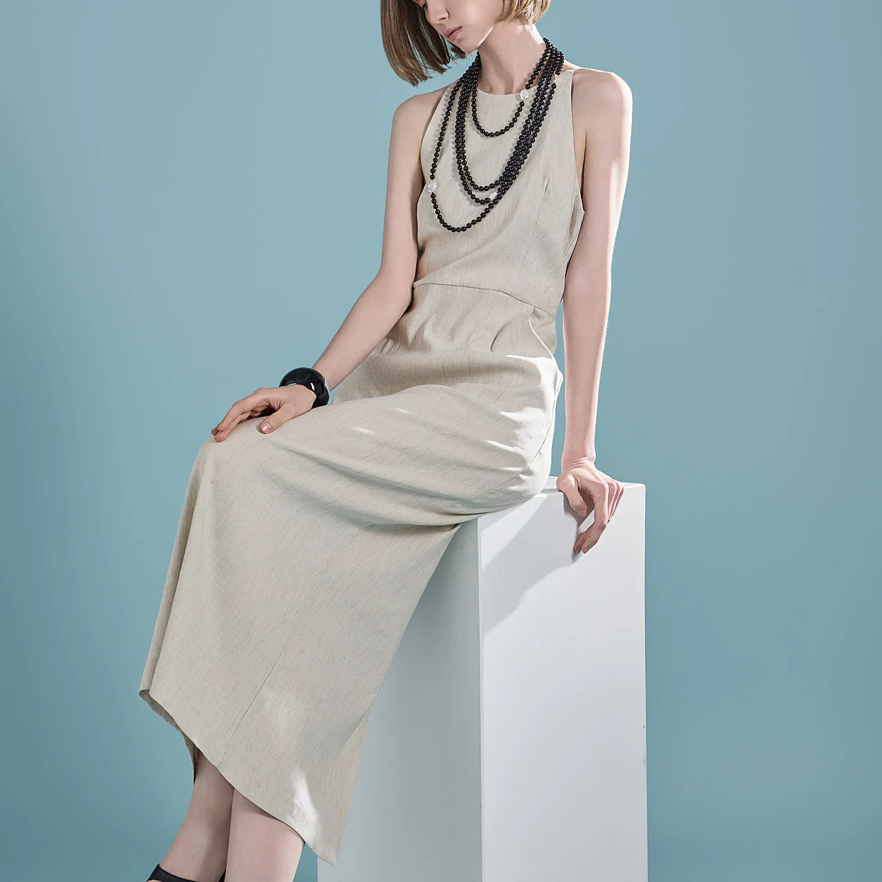 D5024 Linen Dress - Image 2