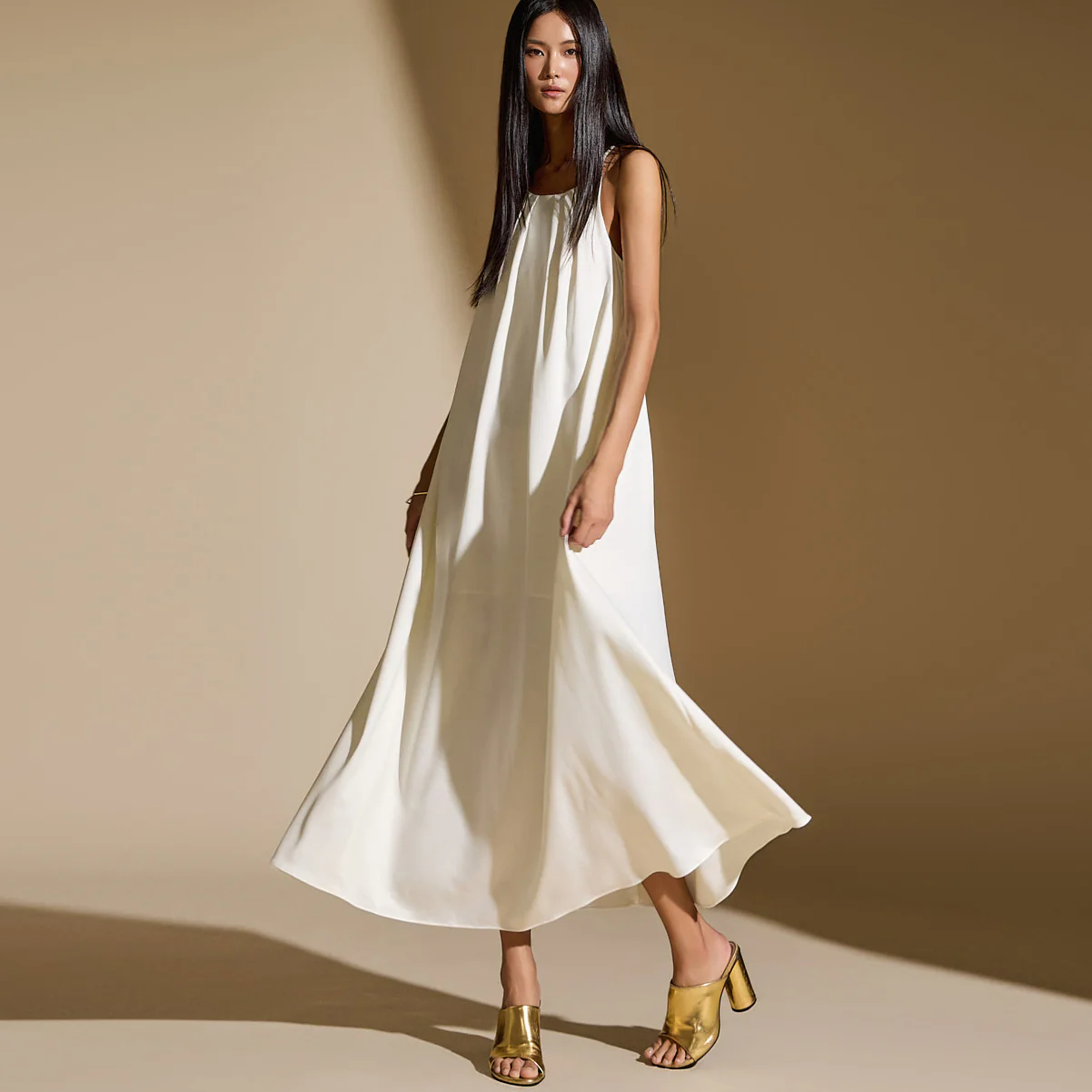 D5077 Dress with Strap - Image 2