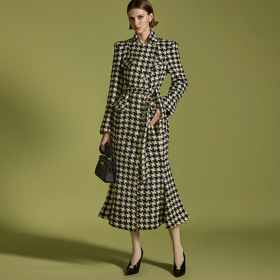 D5133 Wool Tweed Dress With Belt - Image 2