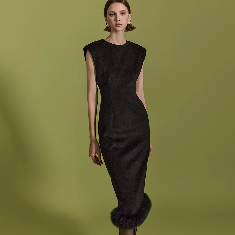 D5158 Fur Sleeveless Dress - Image 2