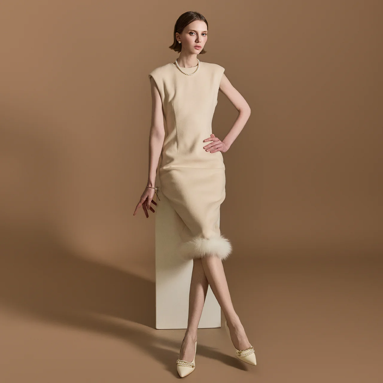 D5158 Fur Sleeveless Dress - Image 2