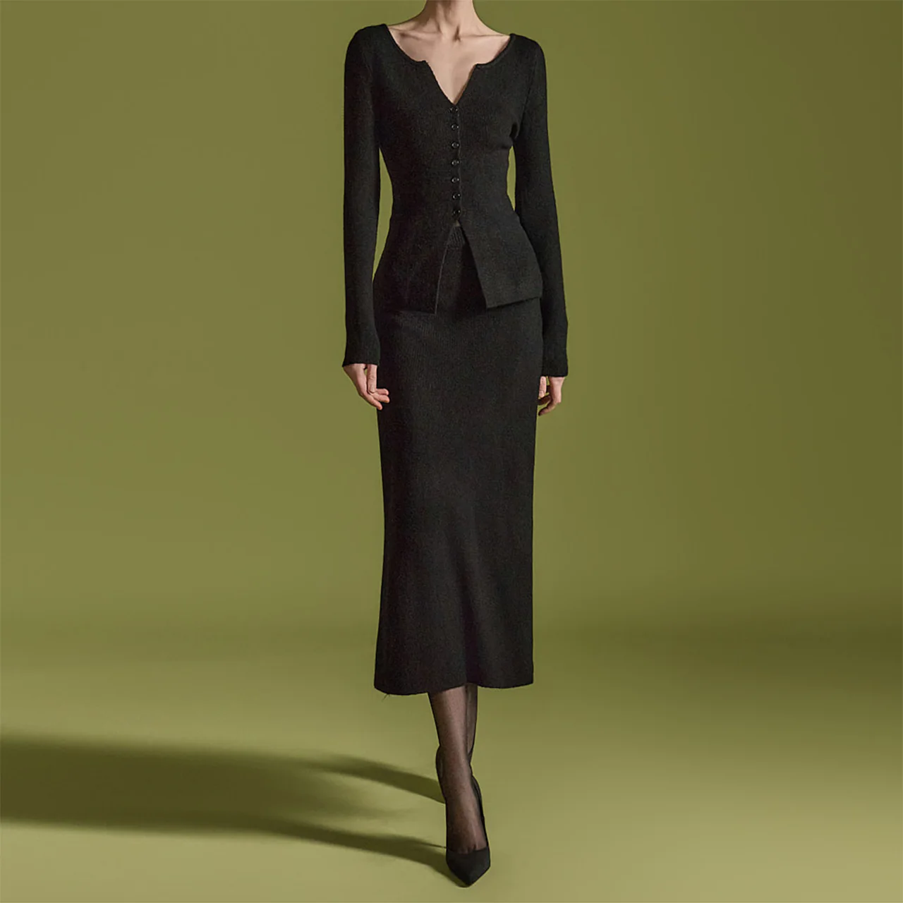 D5168 Knit Two-Piece - Image 2