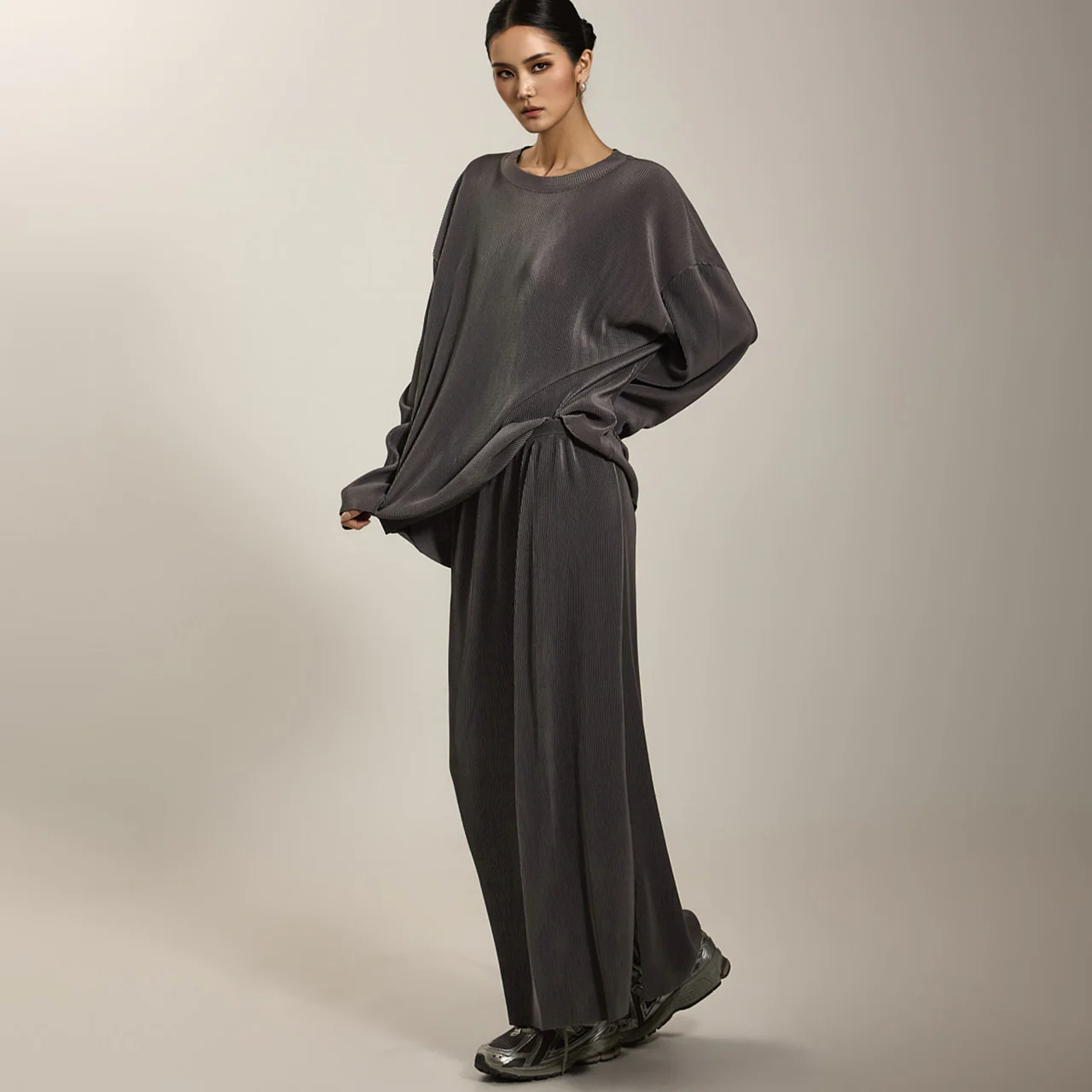 D5198 Pleated Two-Piece - Image 2