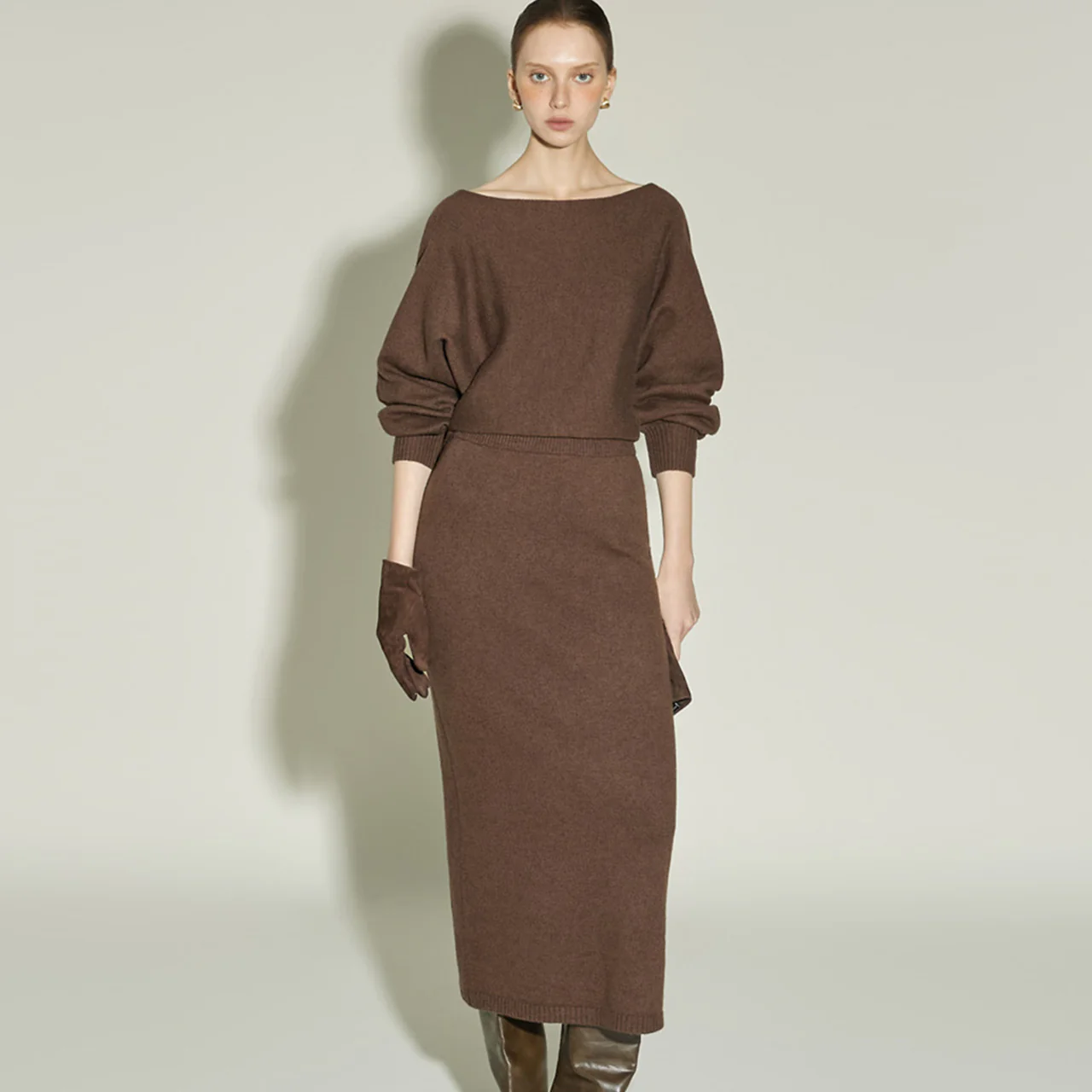D5408 Boat-Neck Wool Knit Dress - Image 2