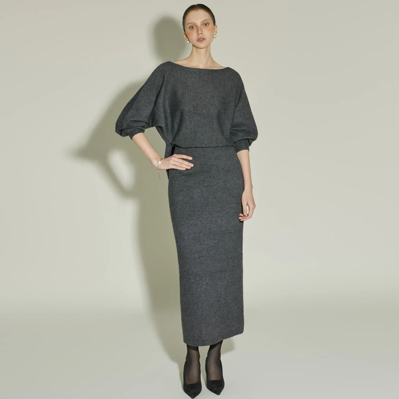 D5408 Boat-Neck Wool Knit Dress - Image 2