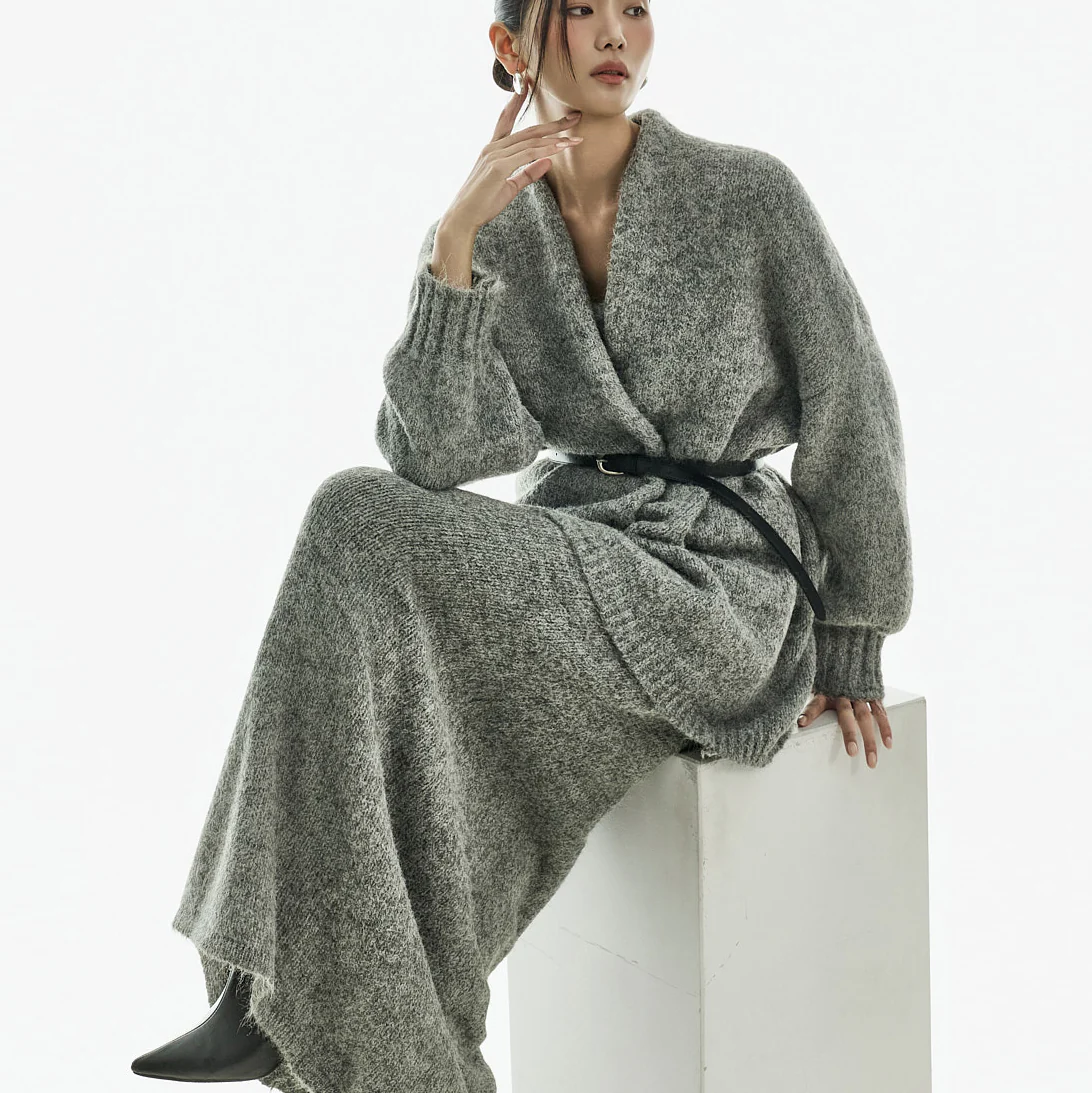 D5424 Knit Three-Piece - Image 2