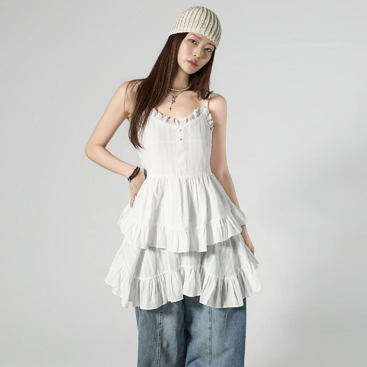 D5461 Frill Sleeveless Dress - Image 2