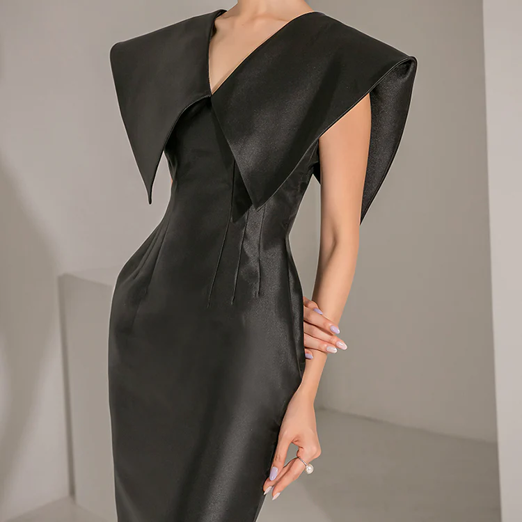 D9391 Glossy Big-collar Sleeveless Long Dress - Image 2