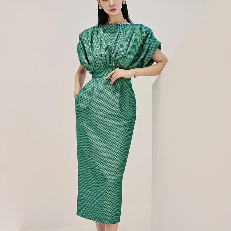 D9405 Jacquard pin tuck Shirring Dress - Image 2