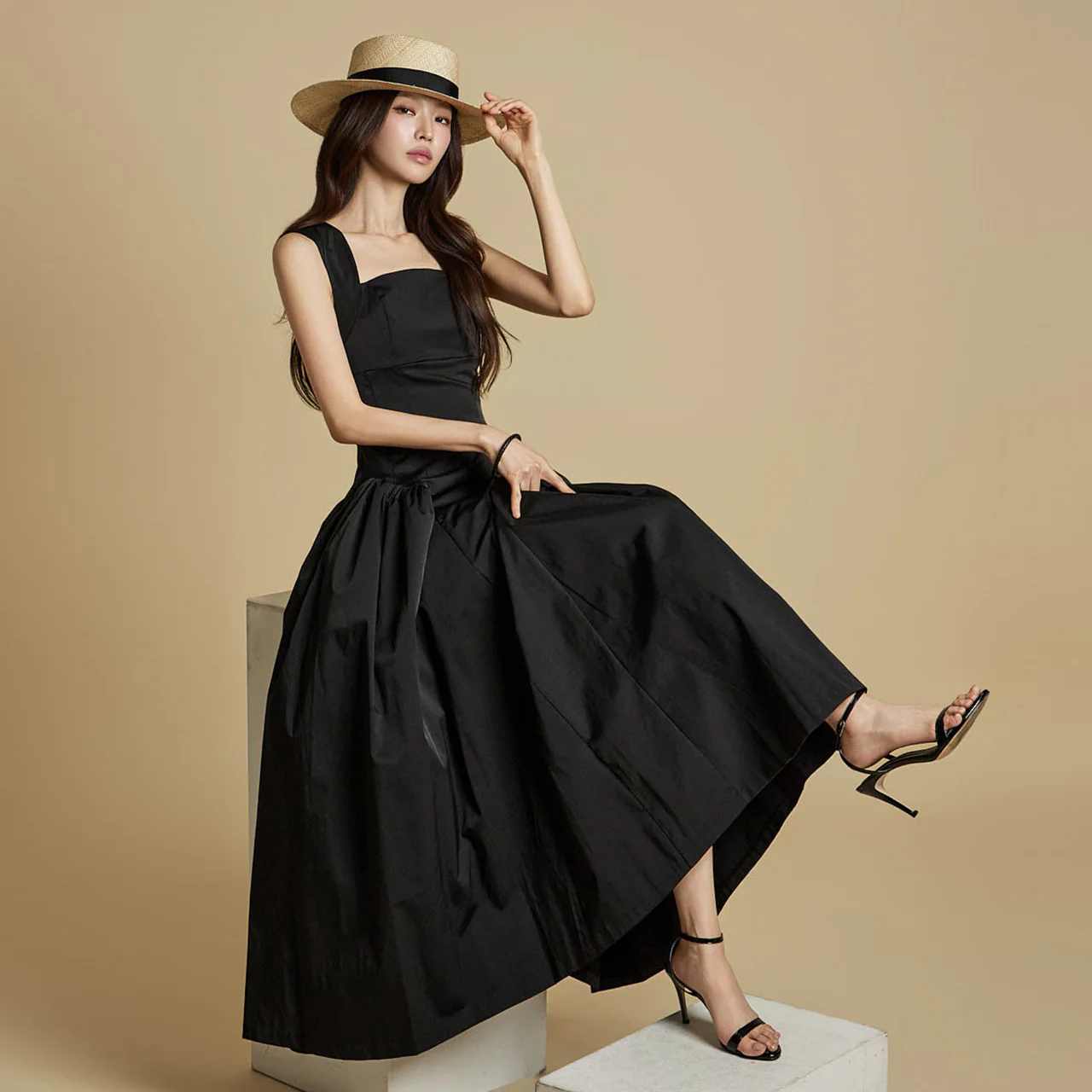 D9435 Shirring Sleeveless  Dress - Image 2