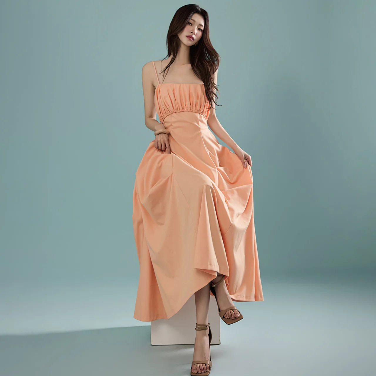 D9484 Shirring Dress - Image 2