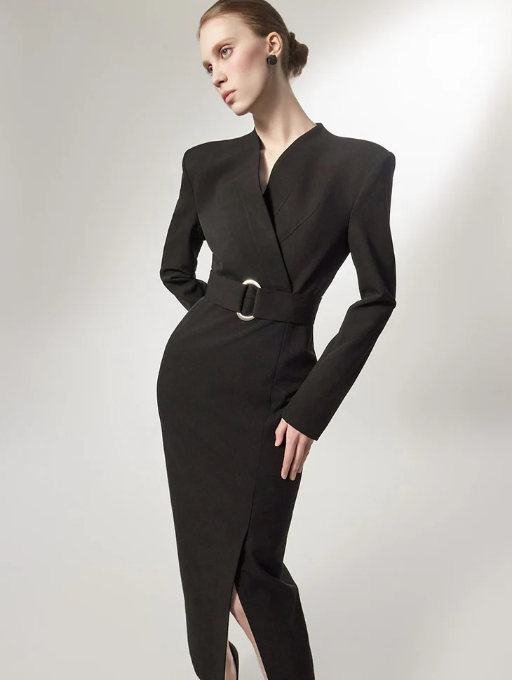 D9588 V-Lab Tailored Dress