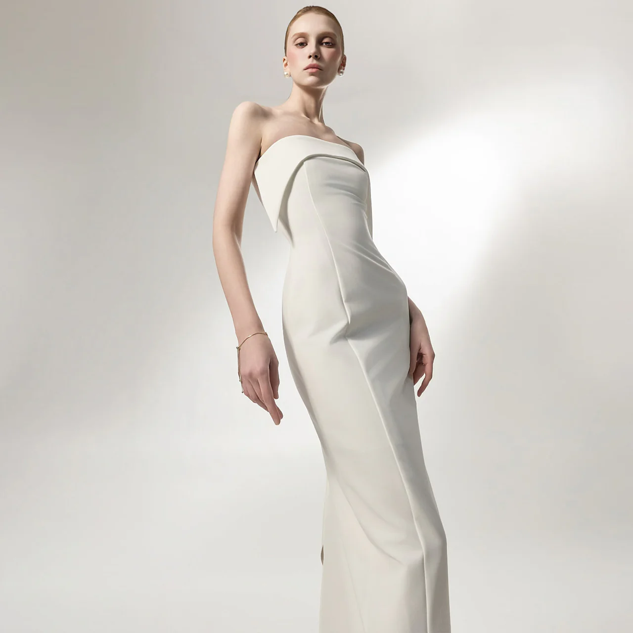 D9591 Off-Shoulder Slim Maxi Dress - Image 2