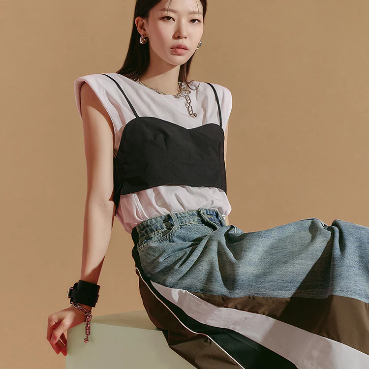 E2466 Basic Pad Sleeveless Top - Image 2