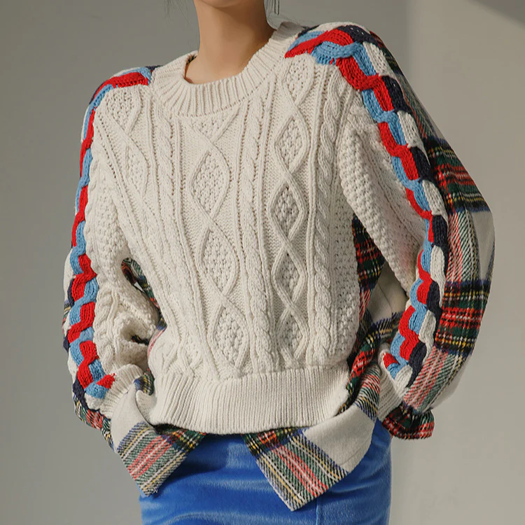 E2624 Color Contrasting Cable Knit - Image 2