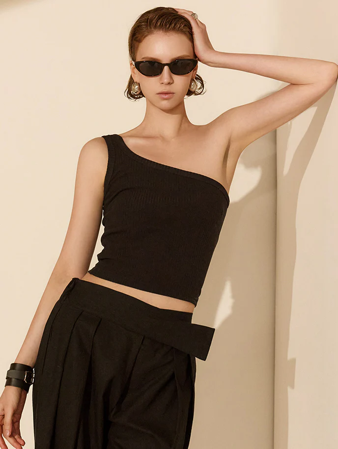 E3062 One Shoulder Sleeveless