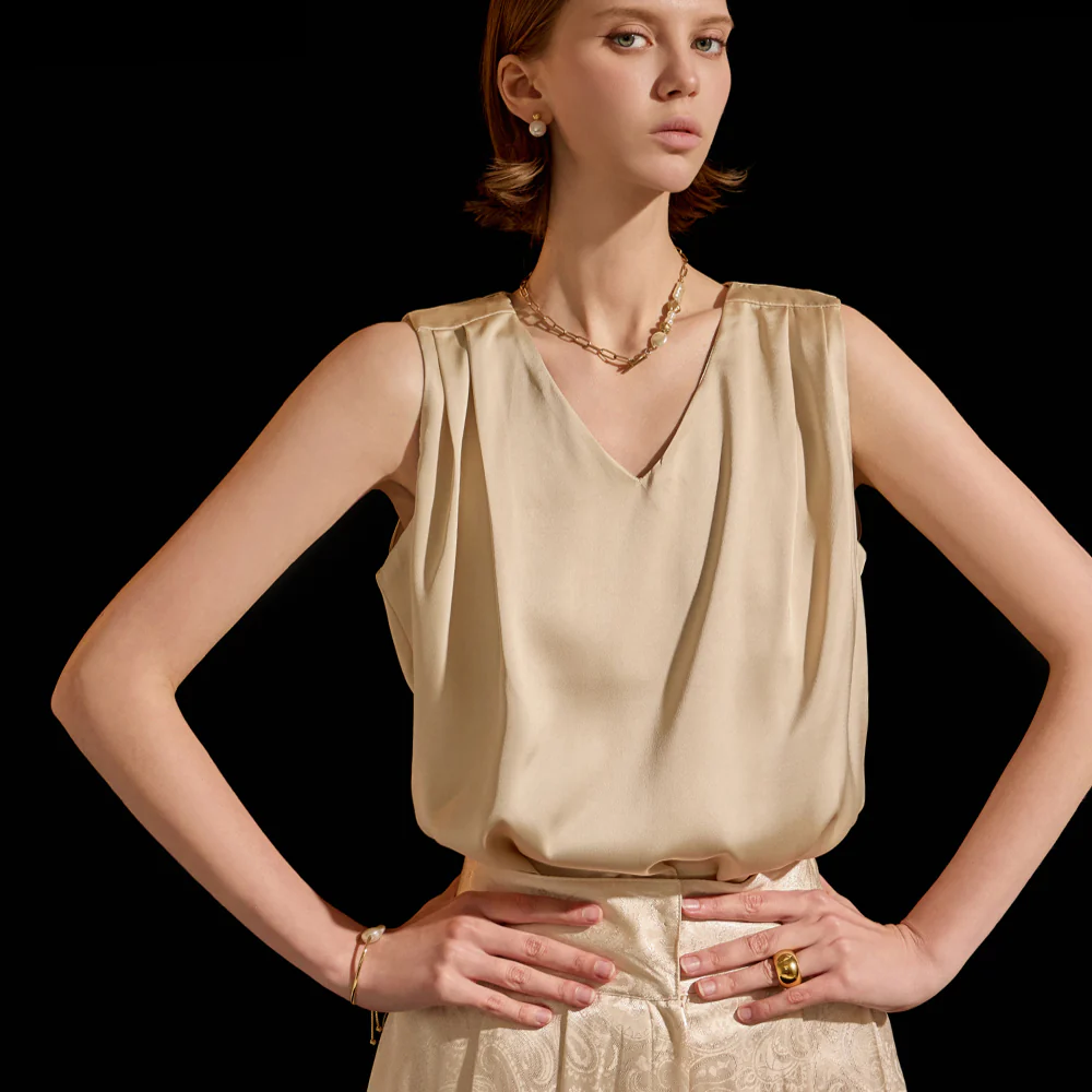 E3089 Satin Sleeveless Top - Image 2