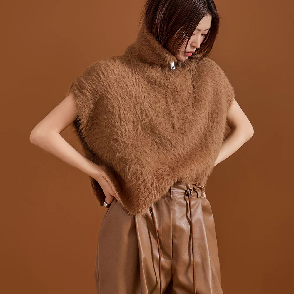 E3164 Turtle-Neck Knit - Image 2