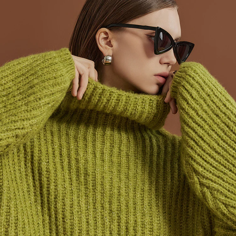 E3180 Turtleneck Knit - Image 2