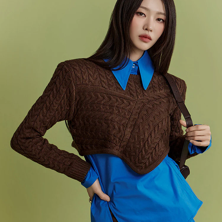 E3262 Asymmetrical Crop Knit - Image 2