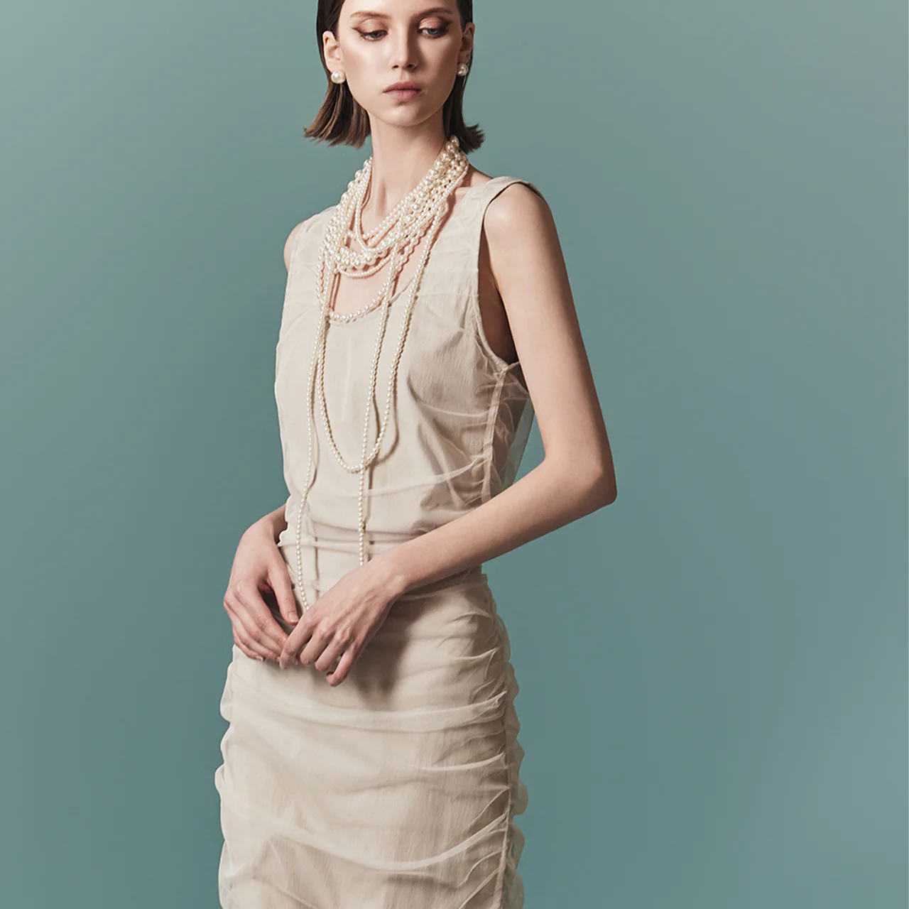 E3385 Mesh Sleeveless Top - Image 2