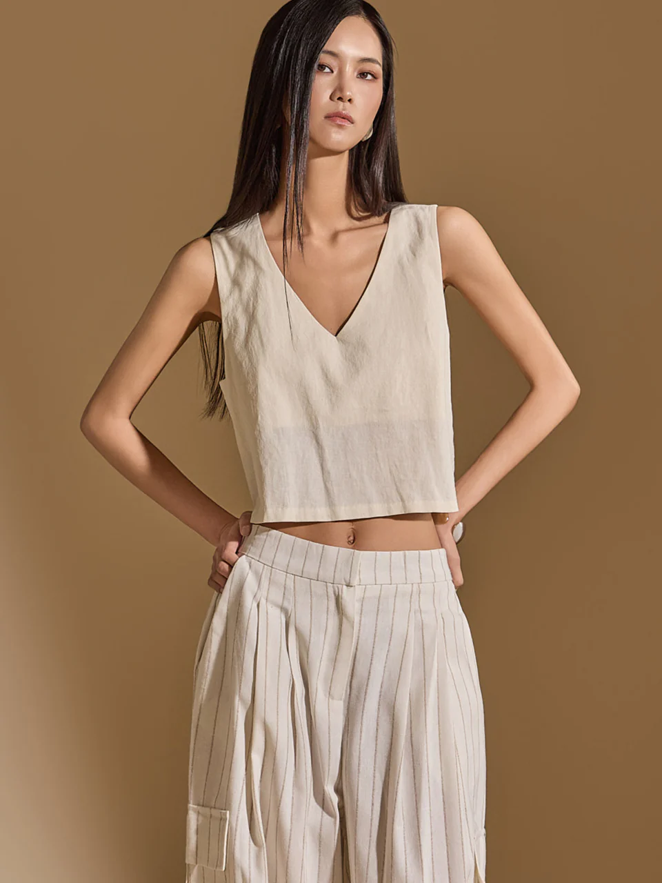 E3406 Sleeveless Top