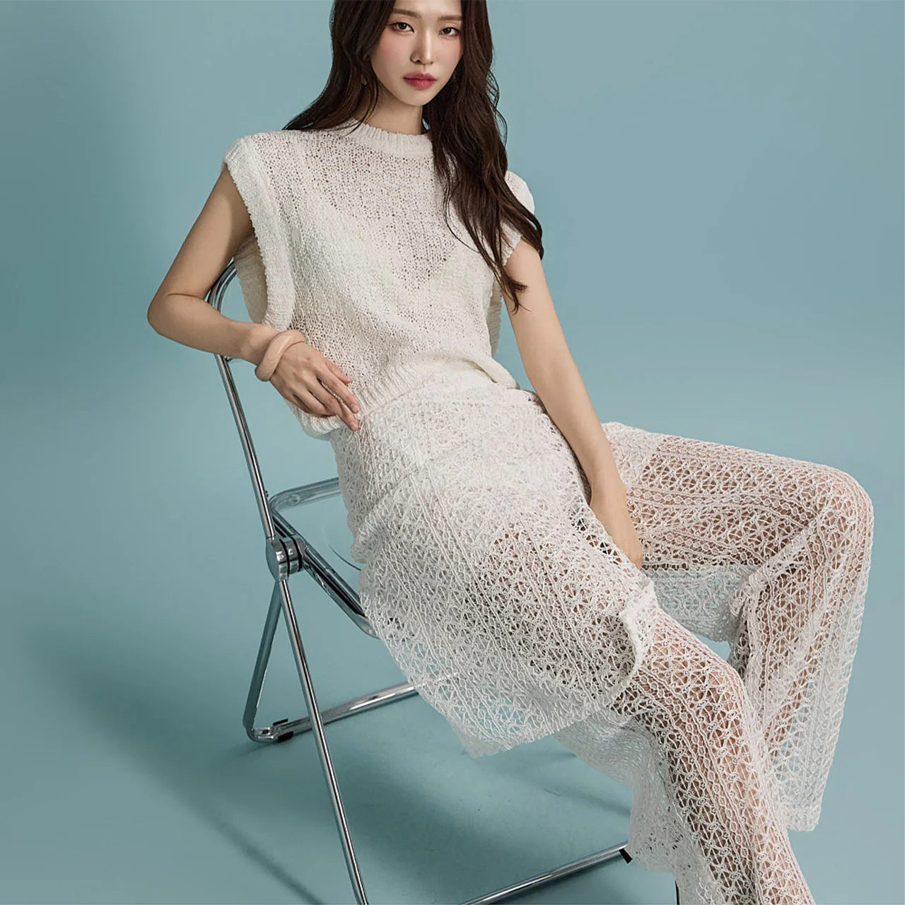 E3432 Sleeveless Knit Top - Image 2