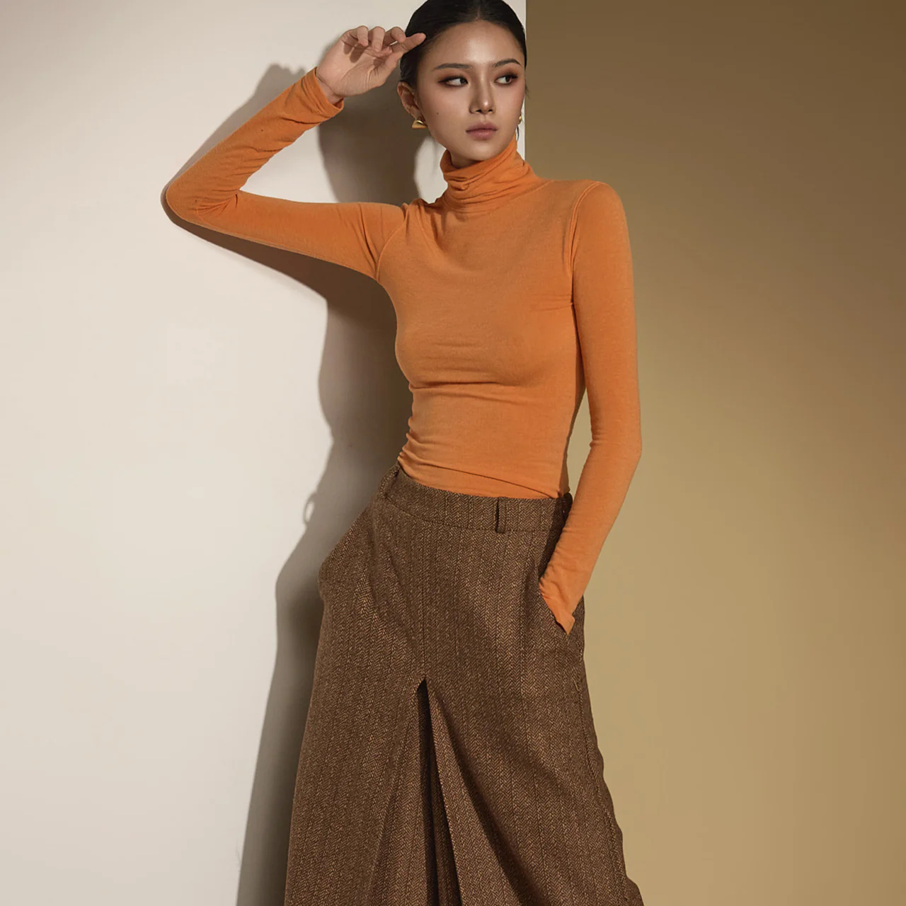 E3588 Slim Turtleneck Top - Image 2
