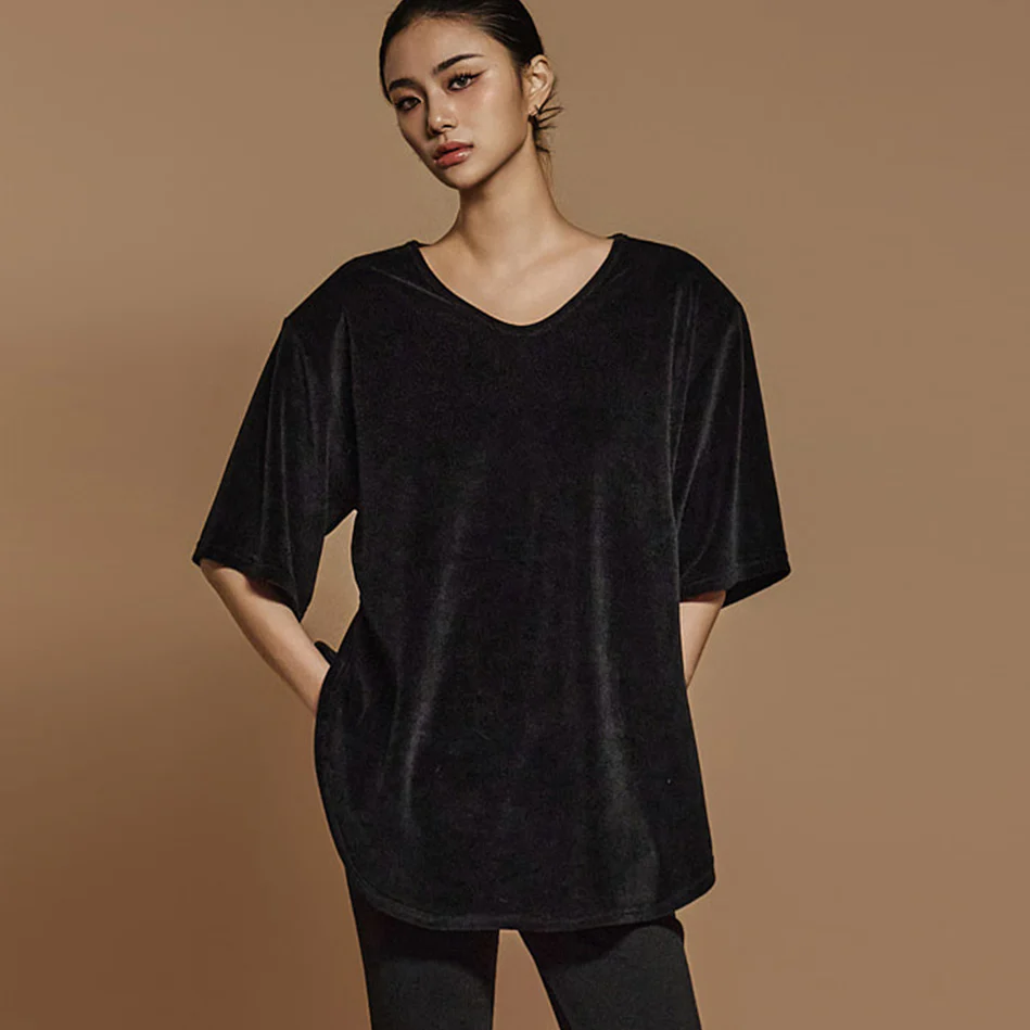 E3640 Velvet Top - Image 2