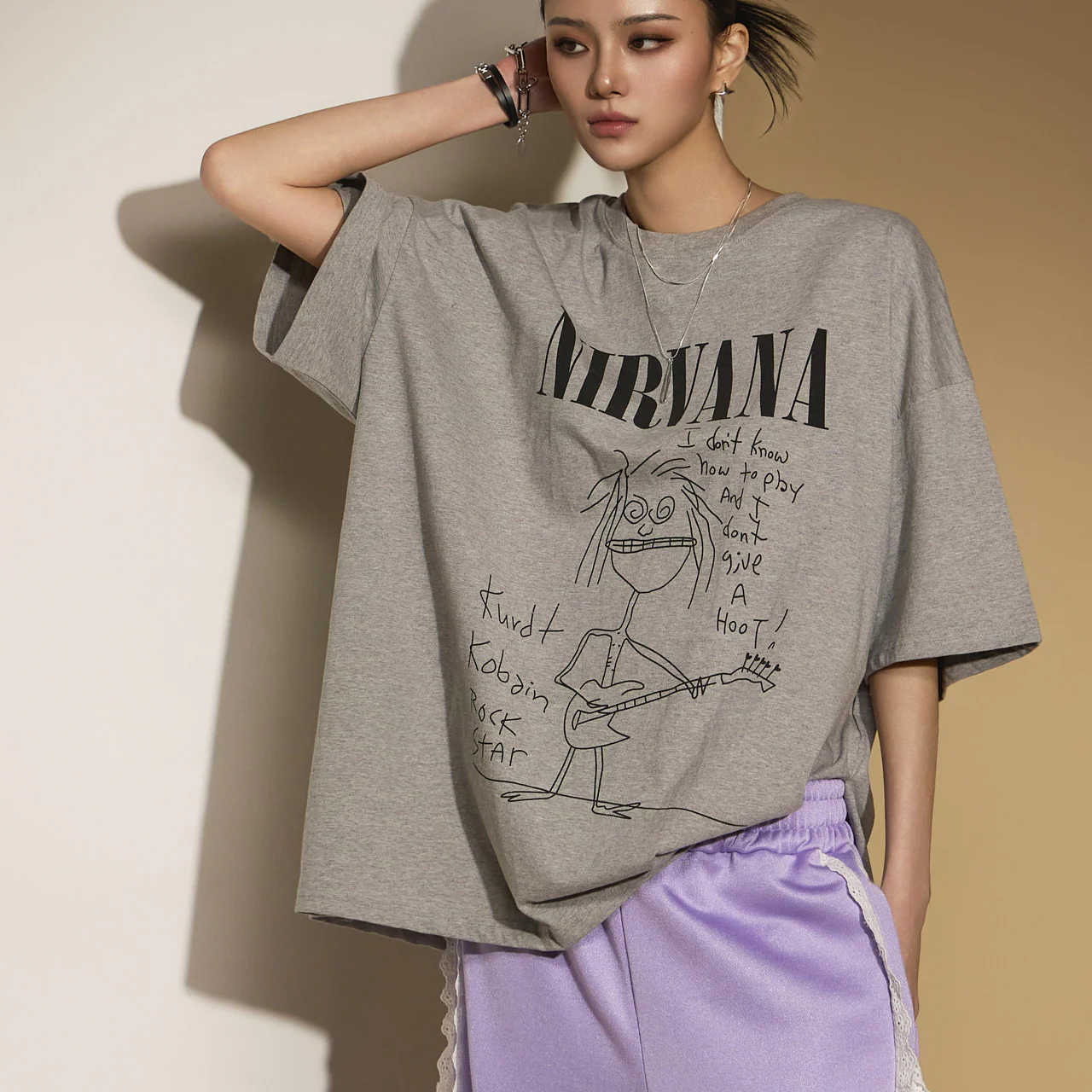 E3685  Printed Top - Image 2
