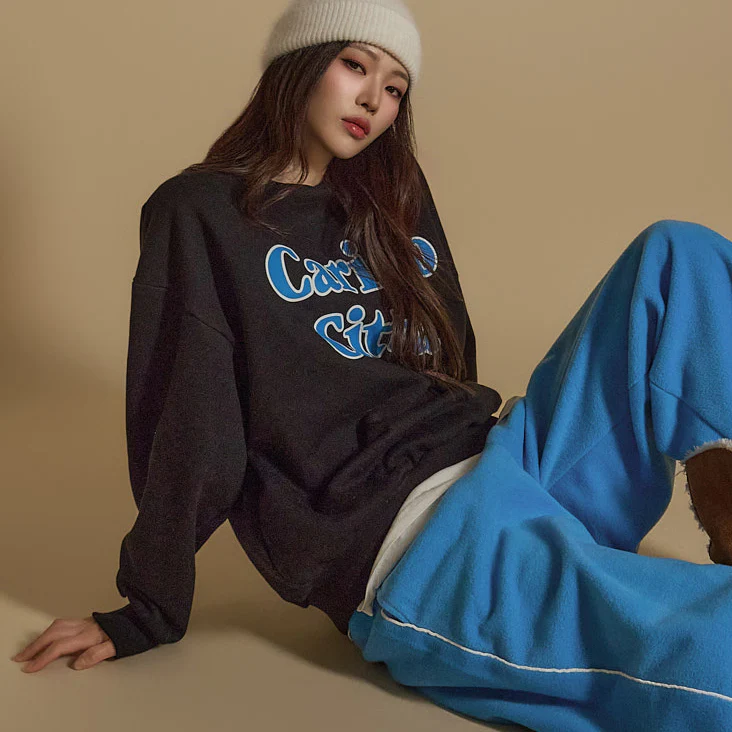 E3687 Texted Fleece-lined Sweatshirt - Image 2